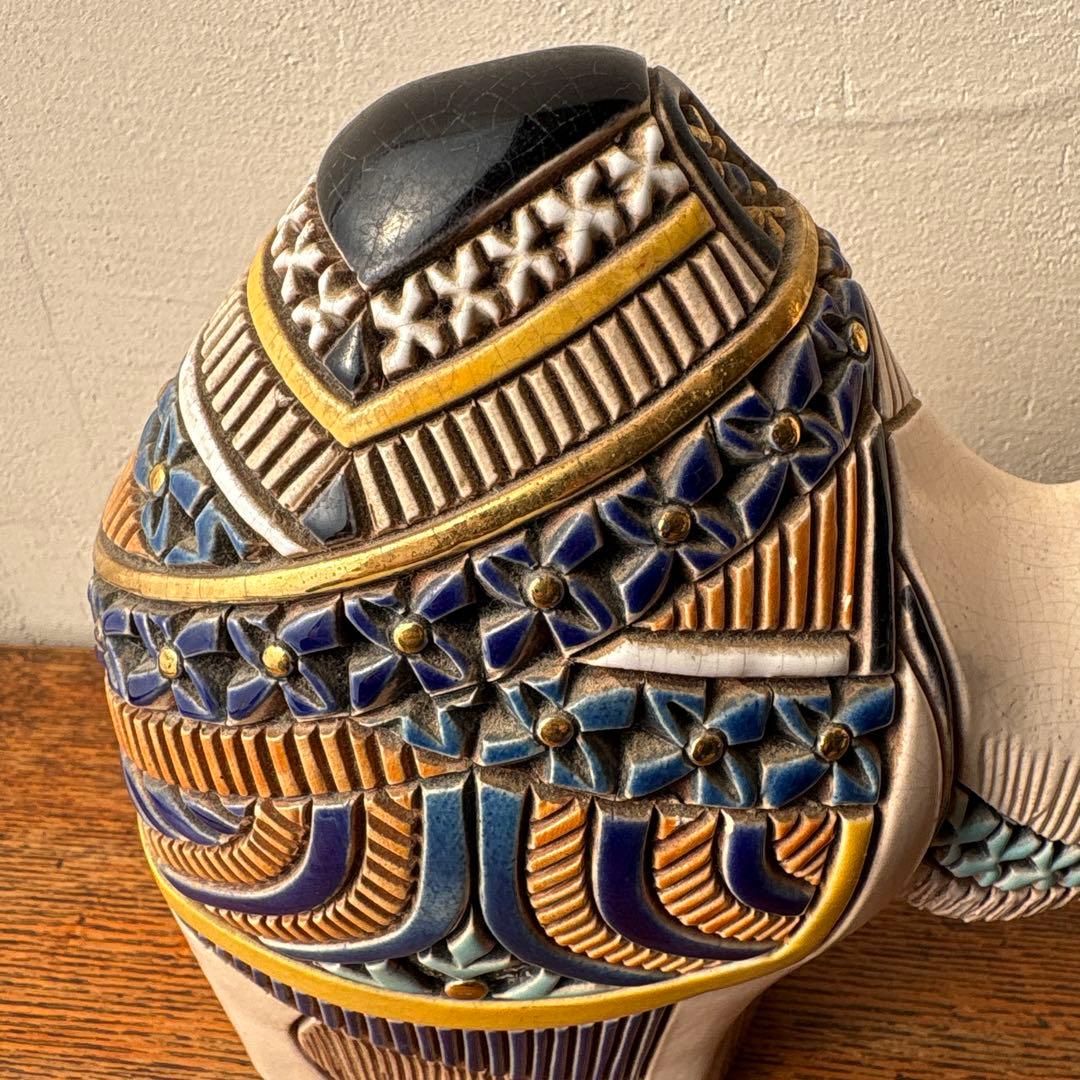 アーテサニア リンコナダ社 ウルグアイ 白いラクダ 焼物 オブジェ