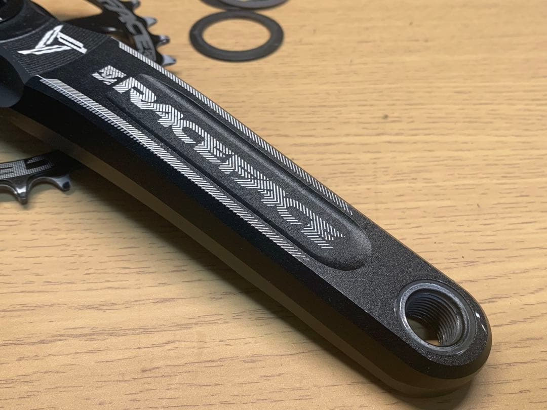 レースフェース　タービンクランク　175mm　中古