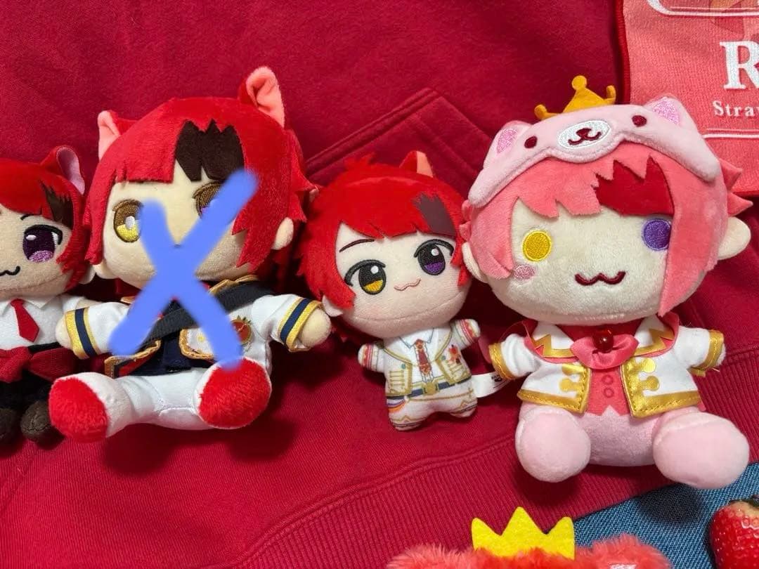 ストプリ莉犬くん　パーカー ぬいぐるみ　本 キーホルダー　缶バッジ等まとめ売り