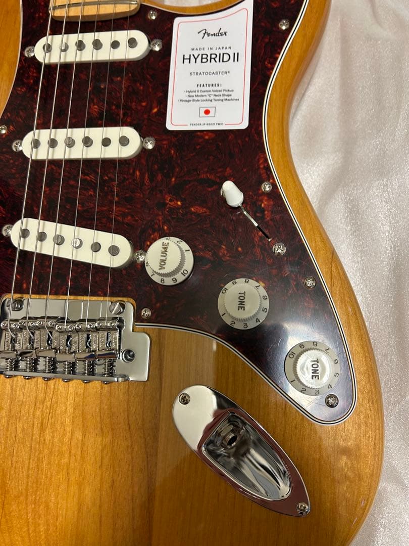 ギター Fender Hybrid II Stratocaster Vintage