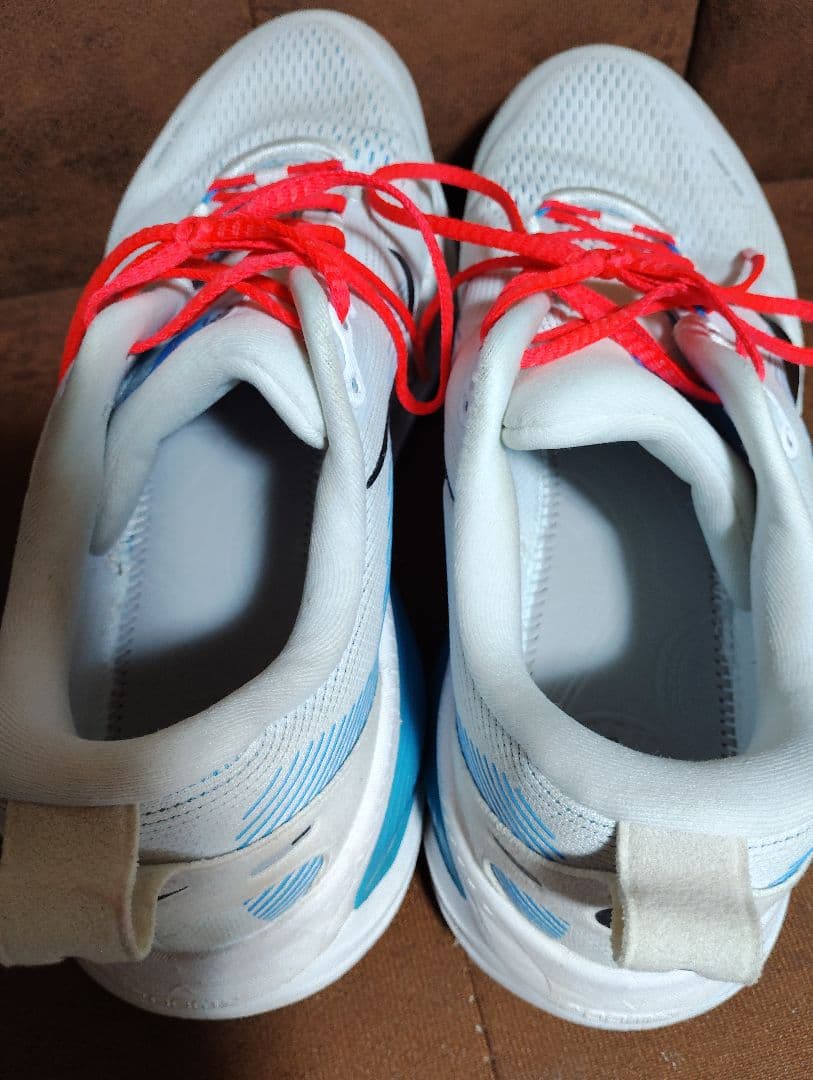 Nike　ボメロ18　29.0cm