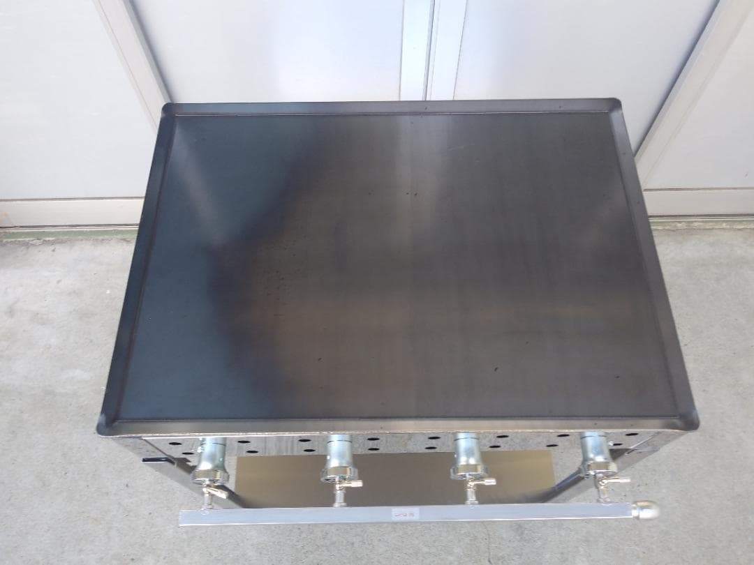 鉄板焼き　ガスグリドル　２台セット　送料無料　未使用品　厚さ６ミリ鉄板