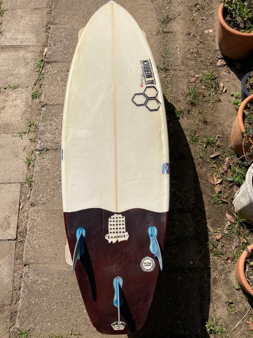 アルメリック　サンプラー　5'7 フィン付き