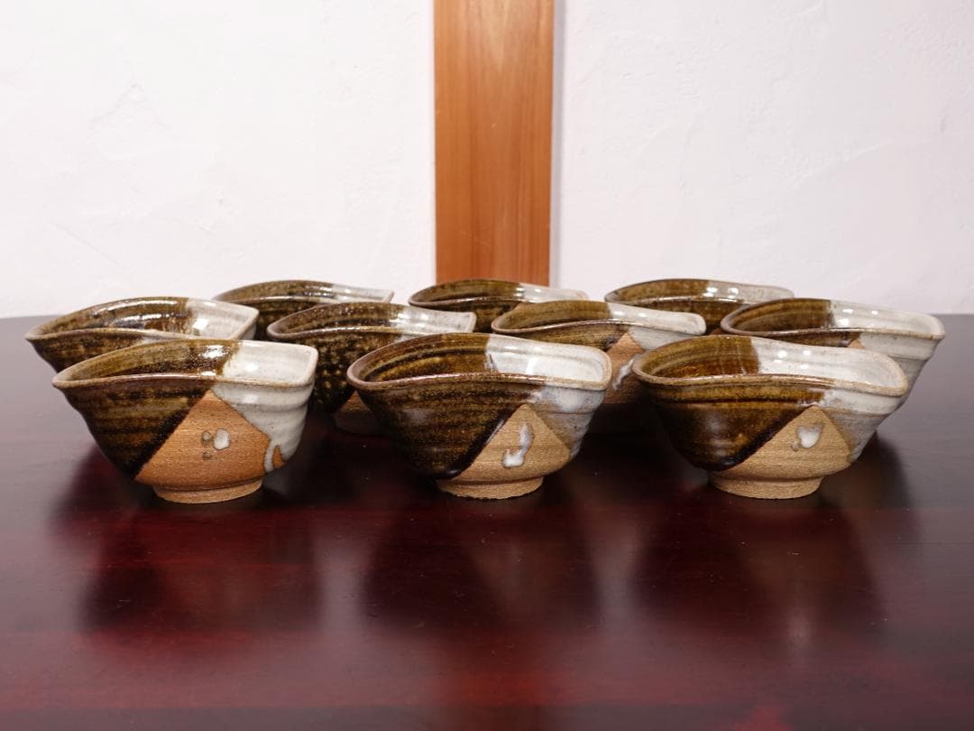 貴重な10客揃い 朝鮮唐津 沓形 向付 10客 在銘