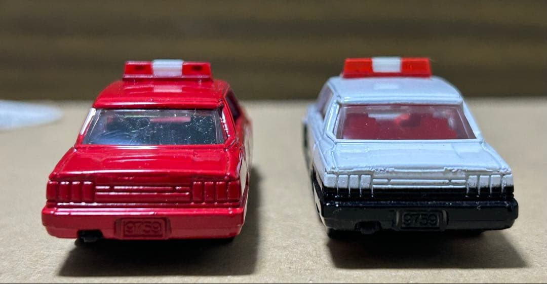 日本製 トミカ ニッサン セドリック パトロールカー 消防指揮車 2台セット