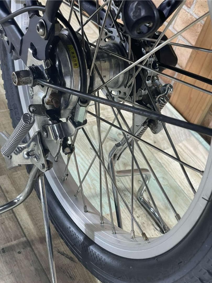 2018年 愛知静岡配送可 No1モデル ギュット電動アシスト自転車 H1262