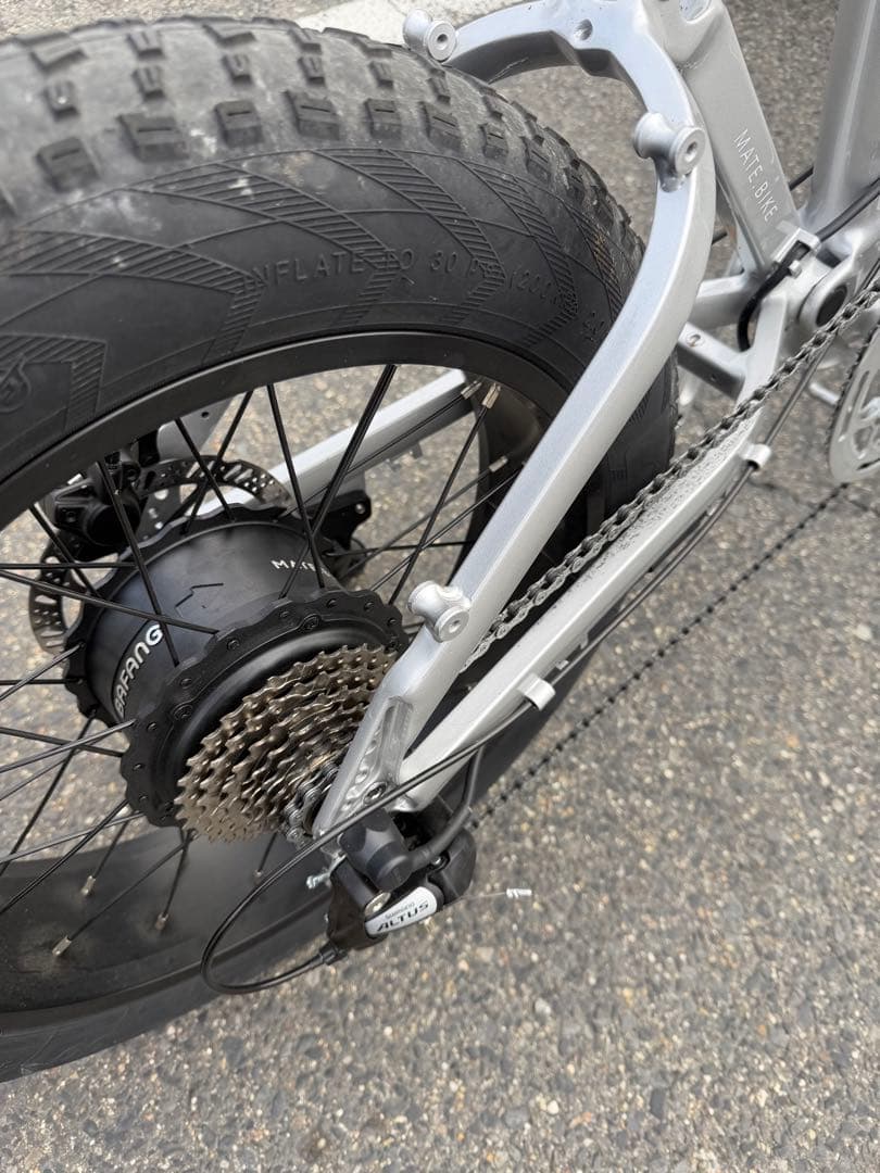 MATE X 250 MATEBAIKEほぼ新品　新発売カラー　シルバー