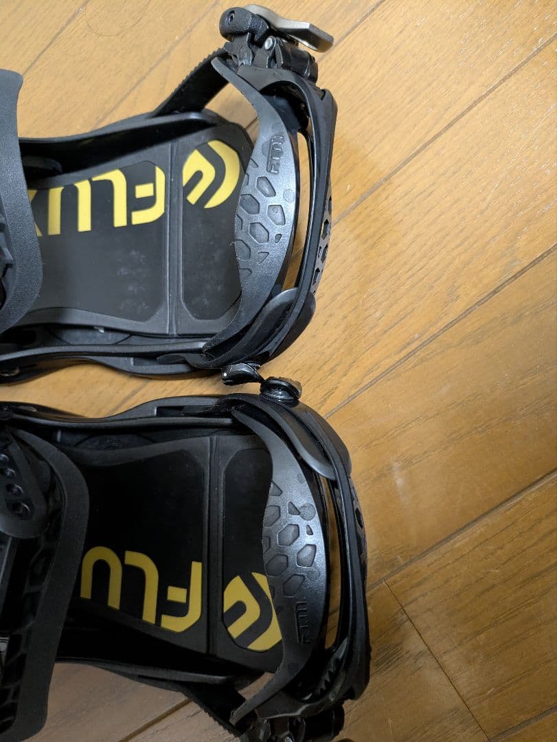 FLUX XV スノーボードビンディング ブラック