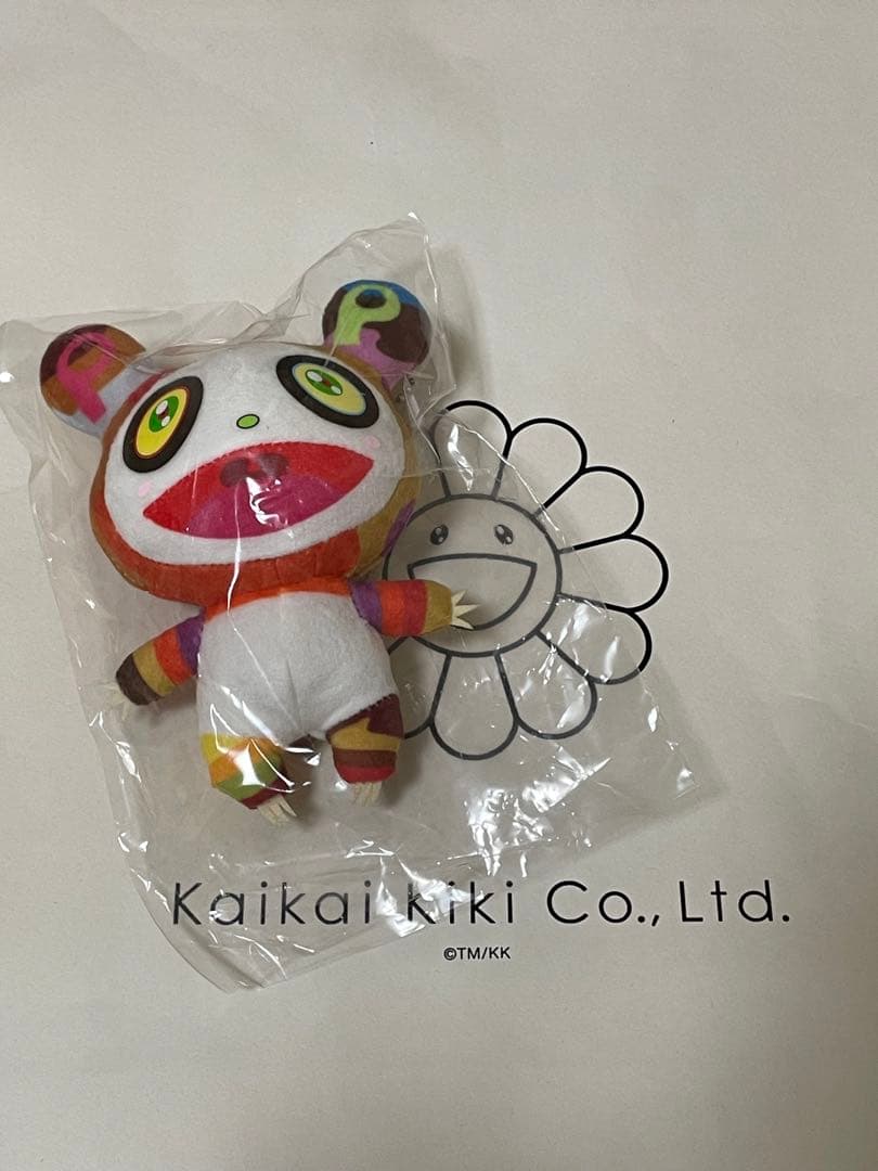 『新品』送料込み　子パンダ　キーホルダー　カイカイキキ