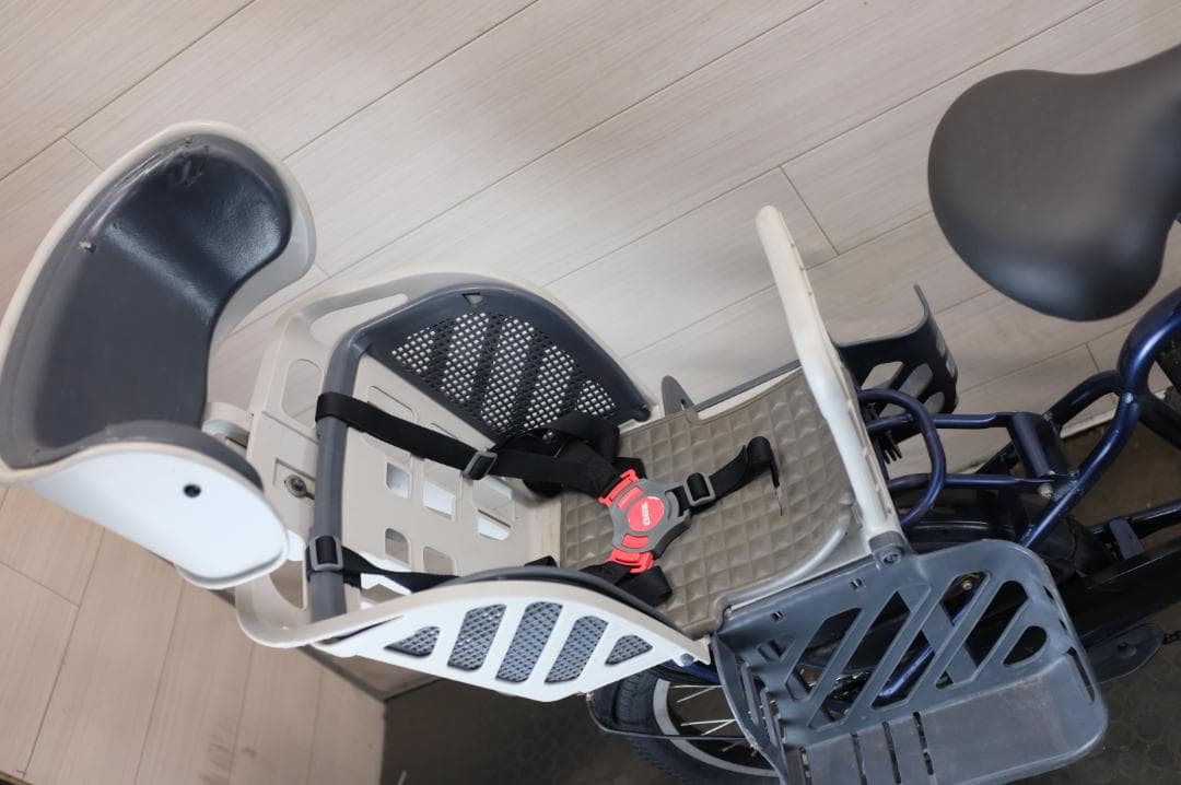 電動自転車 ヤマハPAS　KISS　20インチ　3段　8.7Ah充電器あり