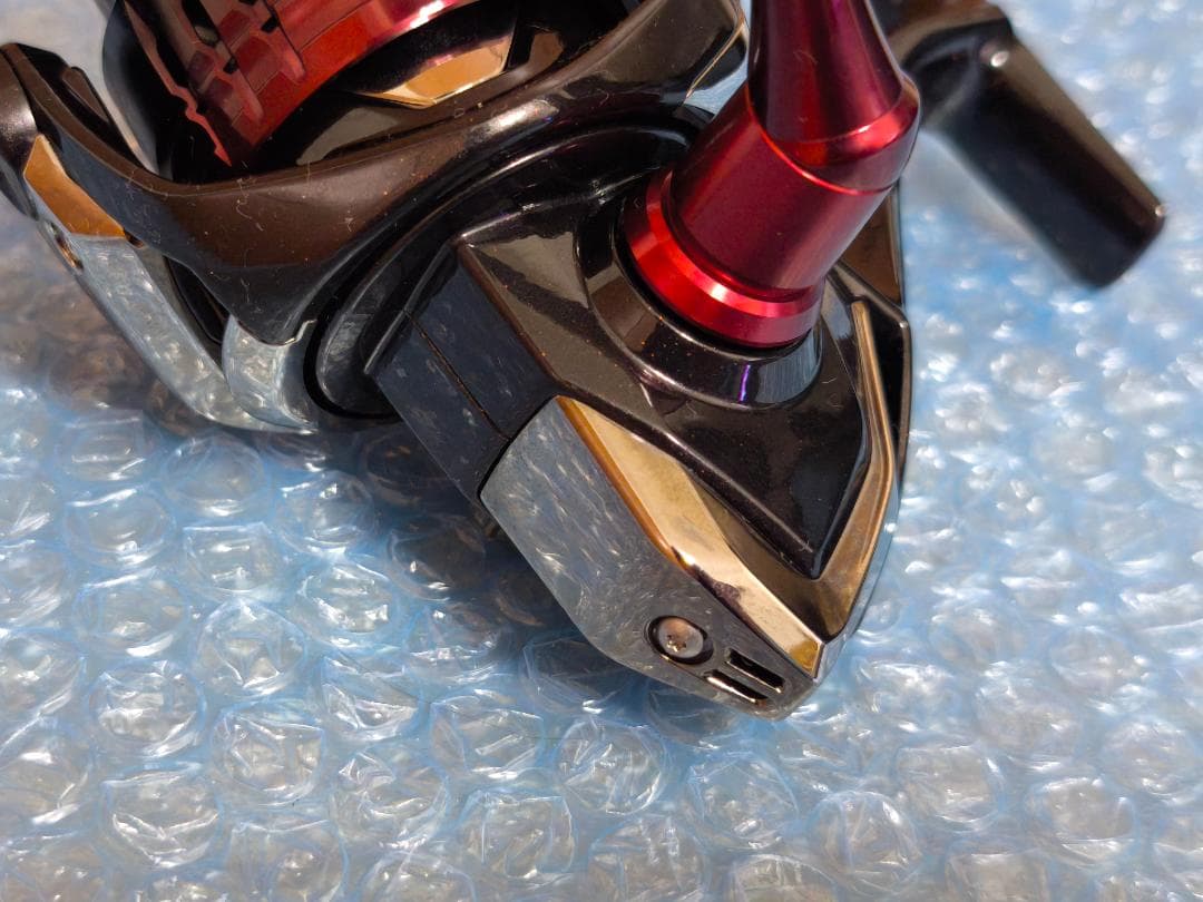 美品 シマノ スピニングリール 22 セフィアBB C3000SHG エギング