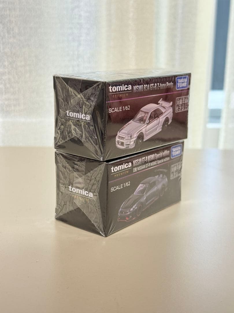 未開封/ジャパンモビリティショープレミアムトミカGT-R2台セット
