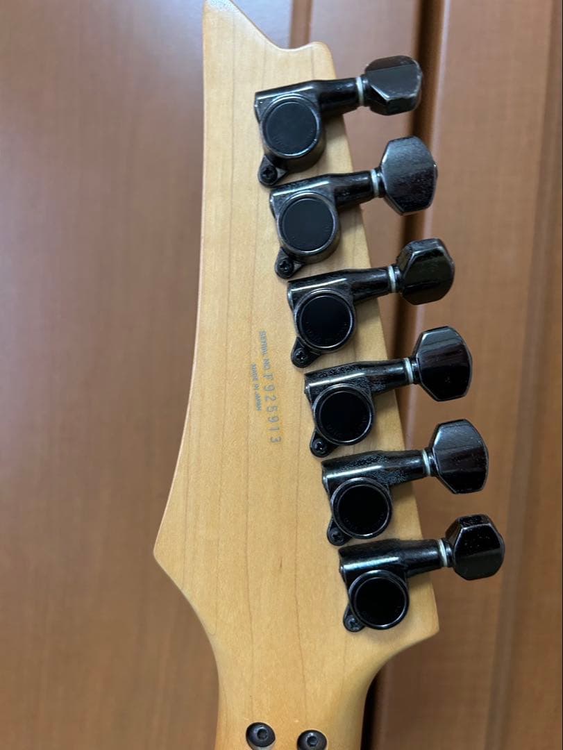 アイバニーズ　PGM100 ポールギルバートモデル