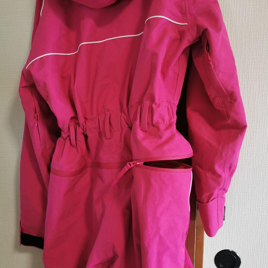 ピンクジャンプスーツ