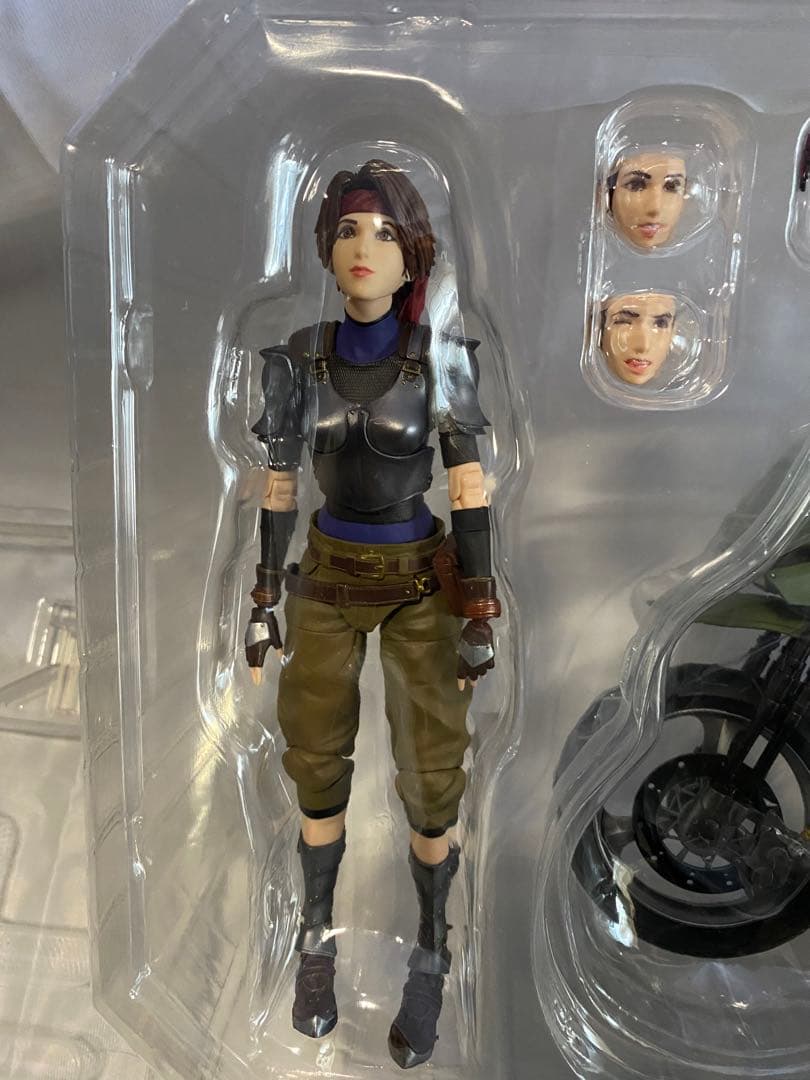 ファイナルファンタジー　ジェシー&バイクSET