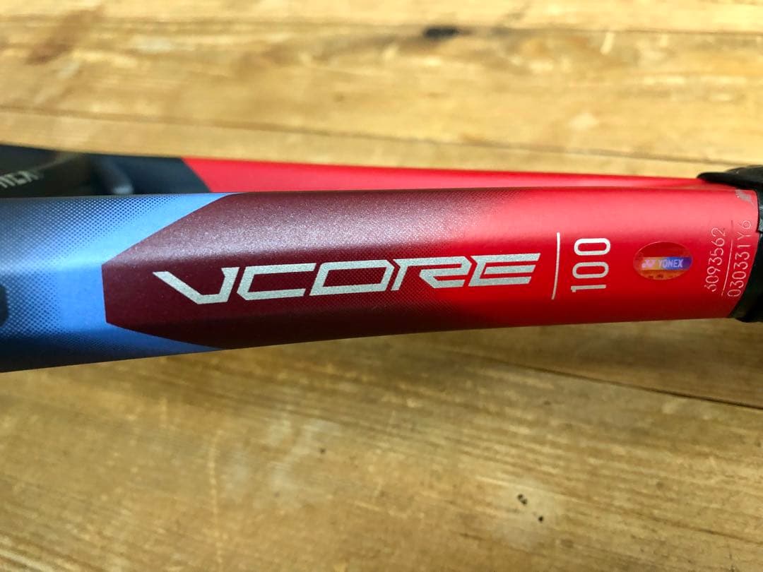 YONEX VCORE 100 G1 ＋ PTGF黒