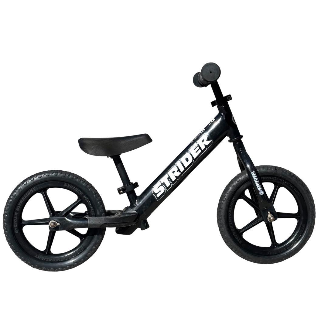 美品 ストライダー STRIDER 12 スポーツモデル 黒 バランスバイク