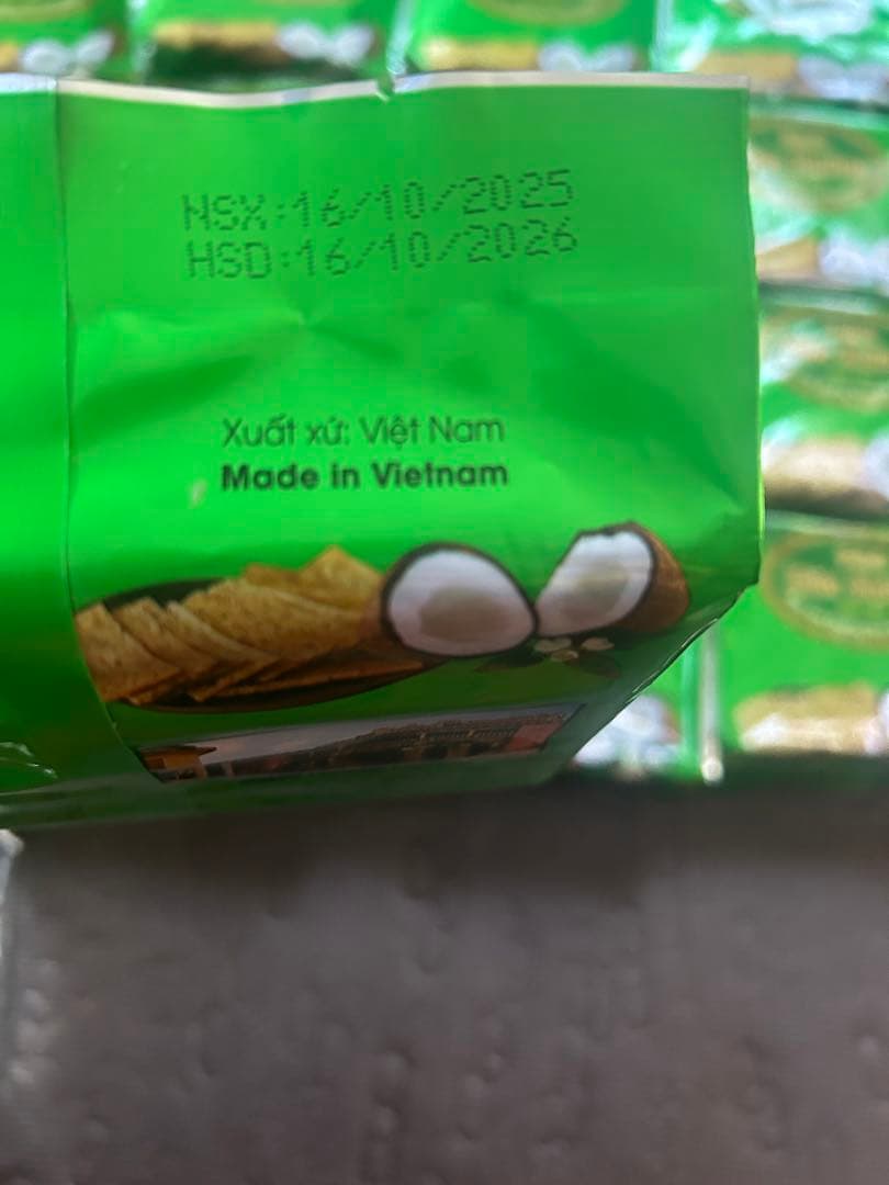 病みつき！日本にはない現地購入品⭐︎ASMRに最適！ココナッツクラッカー16点！