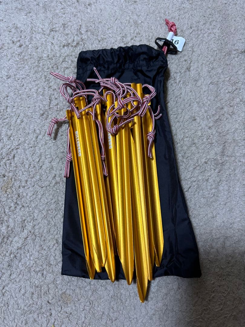 【美品】HILLEBERG スタイカ(濃いグリーン) 純正フットプリント付き