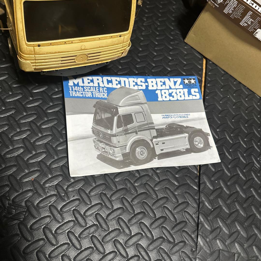 メルセデス・ベンツ 1838LS トラクター トラック 1/14