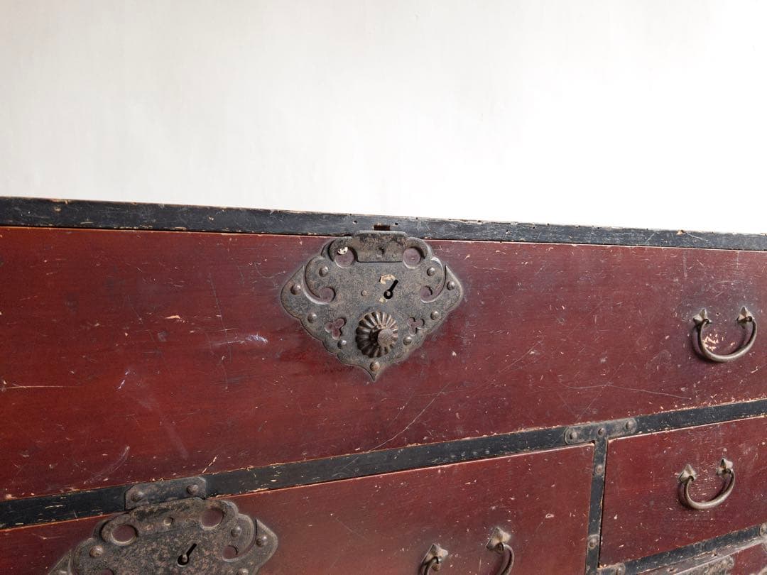 和箪笥　収納棚　4段　漆塗り　骨董　古道具　古家具　和家具　アンティーク