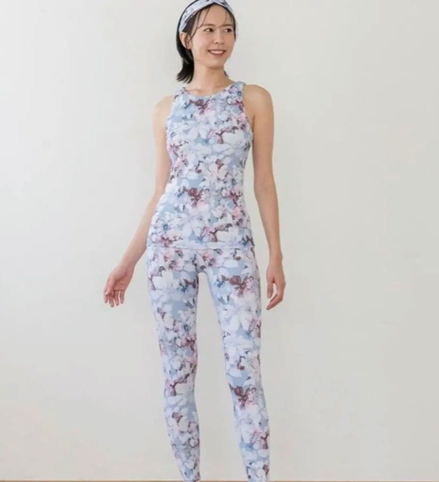 SUKARA　ウォーターカラープリントレギンスM