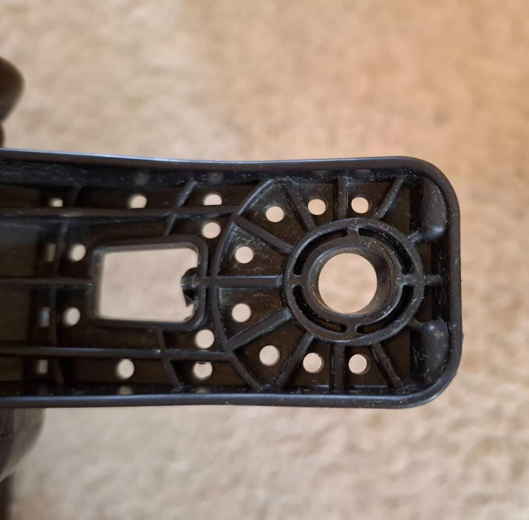 日産　ノート　ヘッドライト　純正・右