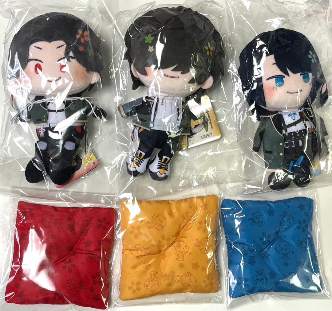 わんぱく！ 刀剣乱舞　豊前江　松井江　桑名江　ぬいぐるみ　座布団風クッション