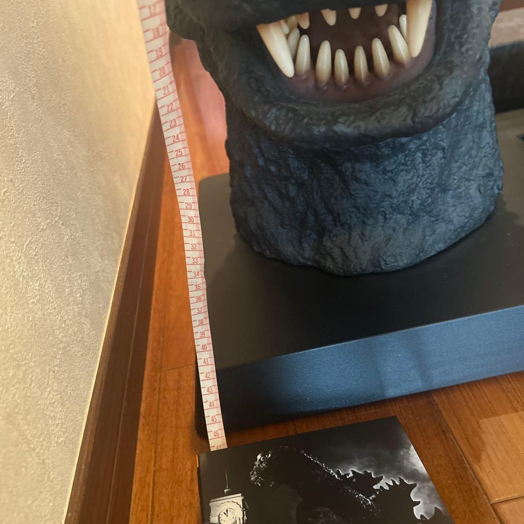 ゴジラDVDセット　ヘッドフィギュア 専用ボックス付き