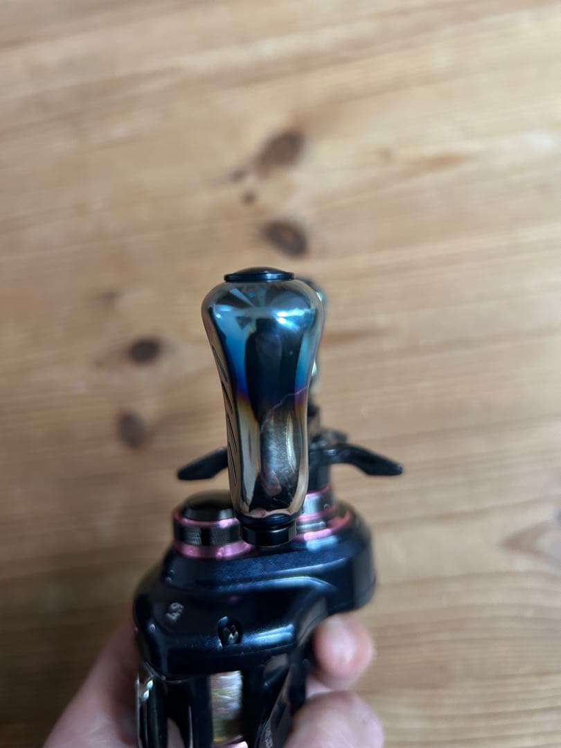 ダイワ 紅牙 17 TW(4.9）リブレクランクハンドル仕様