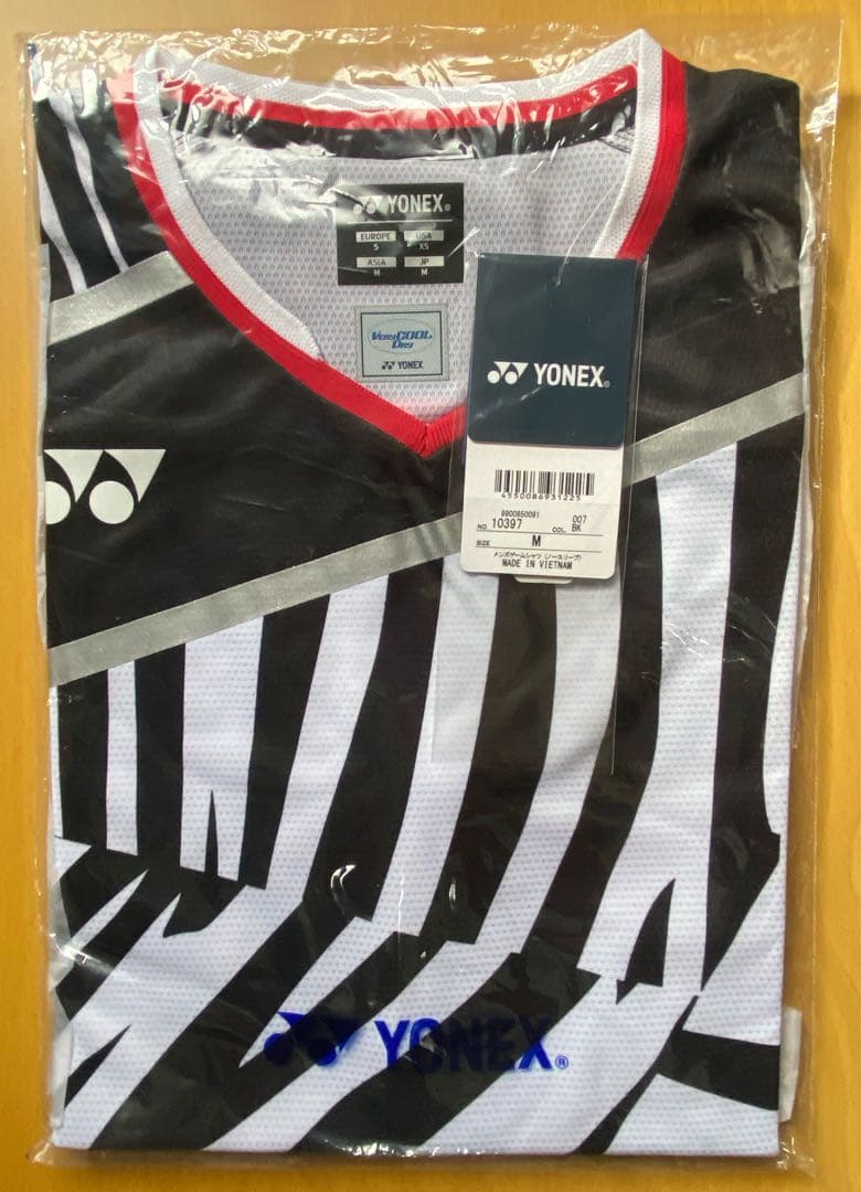 YONEX ヨネックスノースリーブゲームシャツ 黒 サイズM
