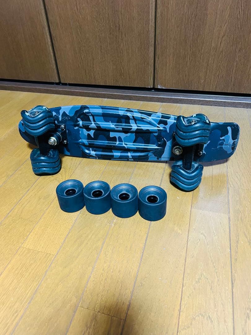 Penny スケートボード 22インチ 日本限定カラー 迷彩、ブラック、黒