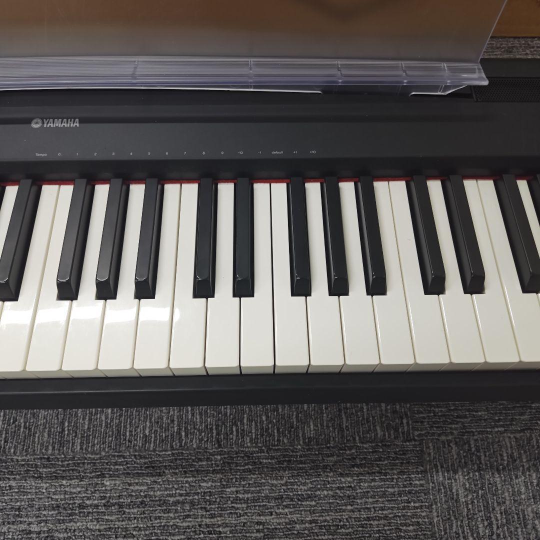 YAMAHA 電子ピアノ P-95B 譜面台付き アダプター簡易ペダル付き　美品