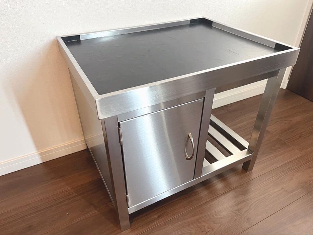 特注ステンレス製　水槽台
