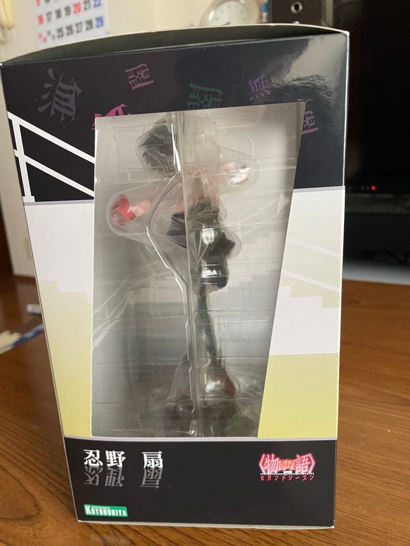 忍野扇 1/8スケールフィギュア コトブキヤ