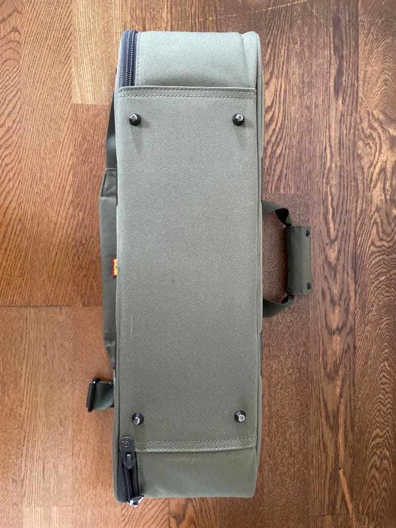 ヒューマンメイド　HUMAN MADE トラベルバック　ビジネスバッグ　カバン