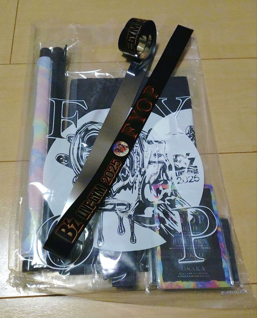 B'ZFYOP東京公演premium席専用グッズ銀テ付き