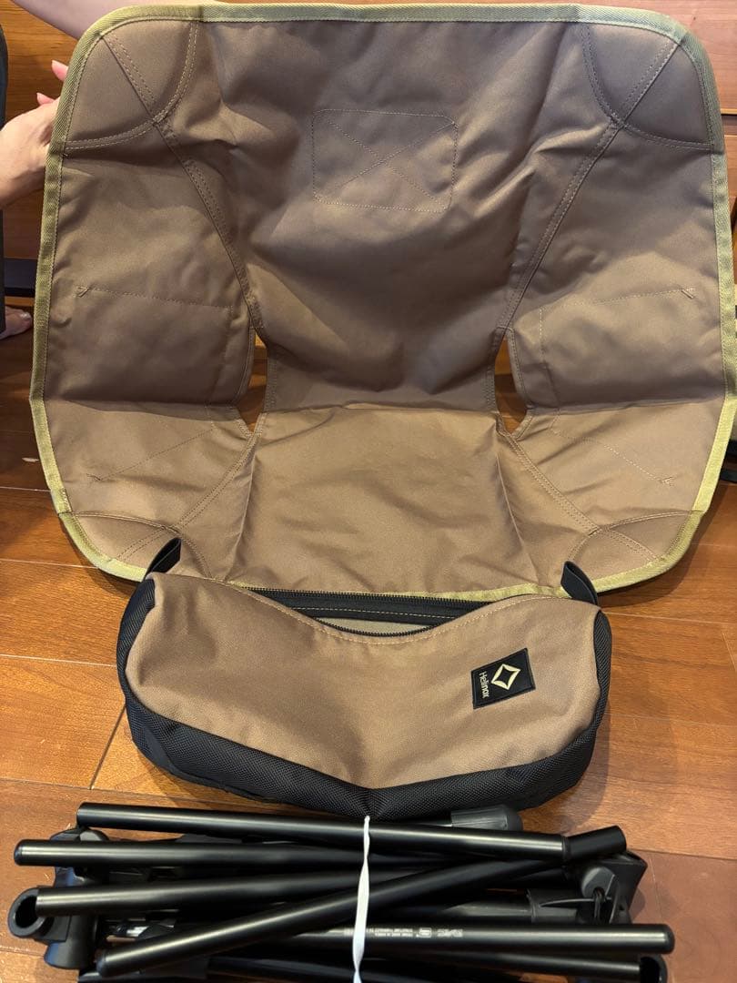 ヘリノックス　タクティカルチェア　WAQ コット　キャンプ　アウトドア　おまけ付