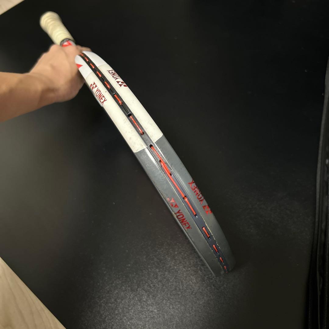 YONEX VOLTRAGE7S 軟式テニスラケットとケース
