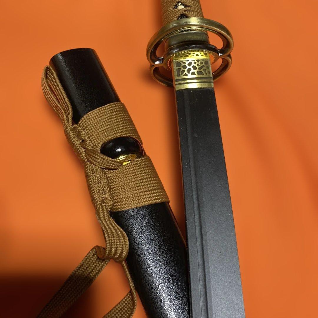 高級軽量模造刀 茶柄 海鼠透し金鍔 飾り栗形黒梨地鞘