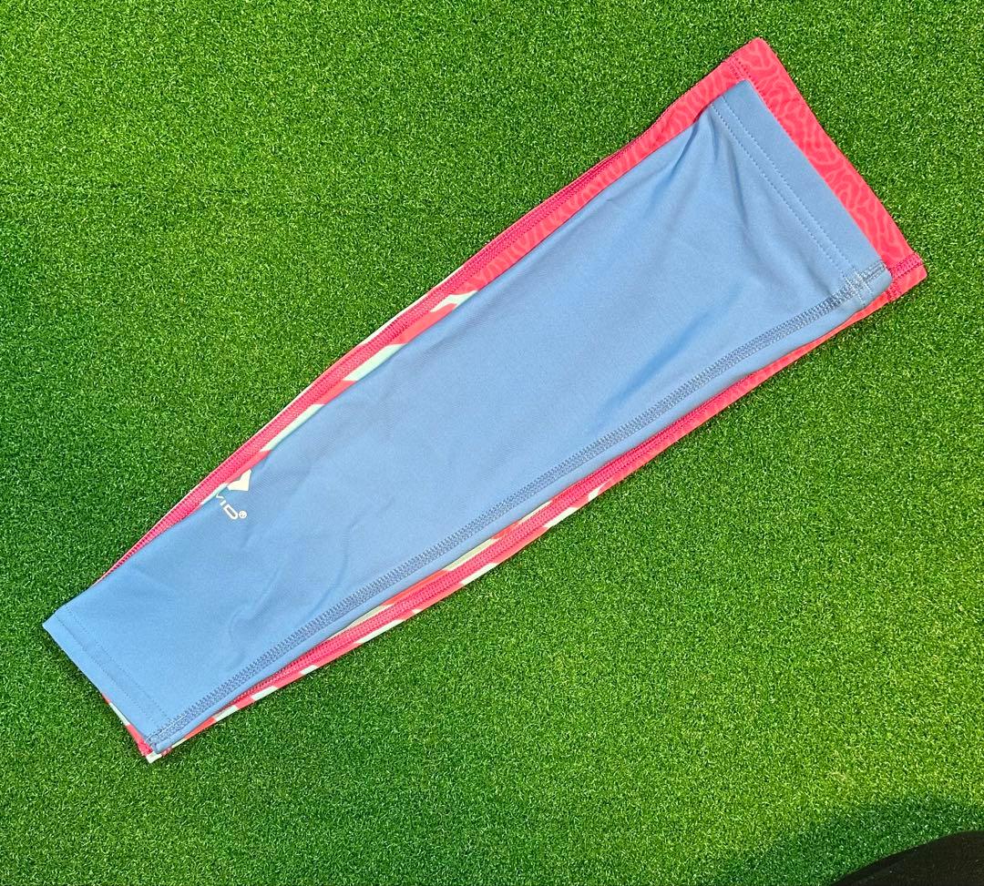 Absolutely Ridiculous アームスリーブ　（ミント/ピンク）