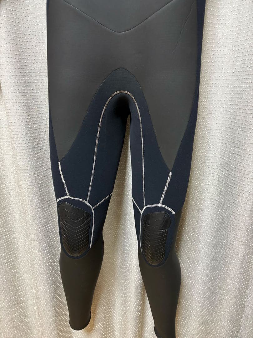 BILABONG(ビラボン)5×3mm セミドライ メンズMLサイズ