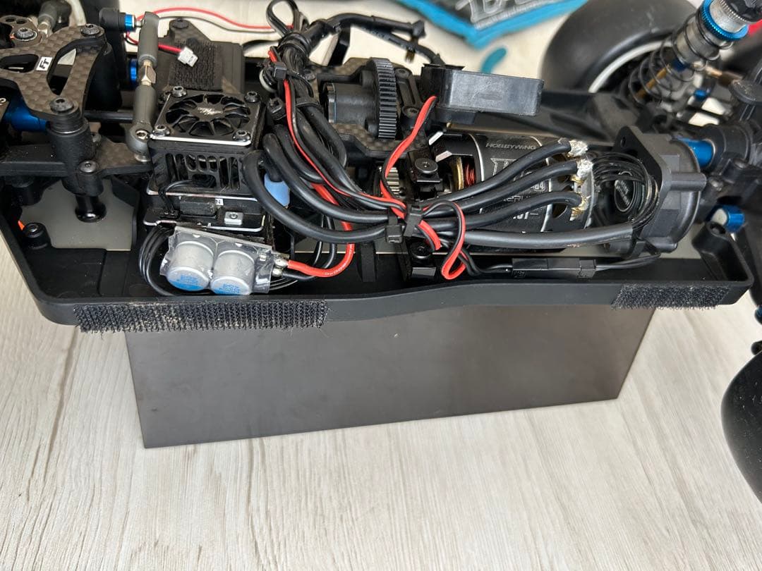 ASSOCIATED B74.2D ラジコン