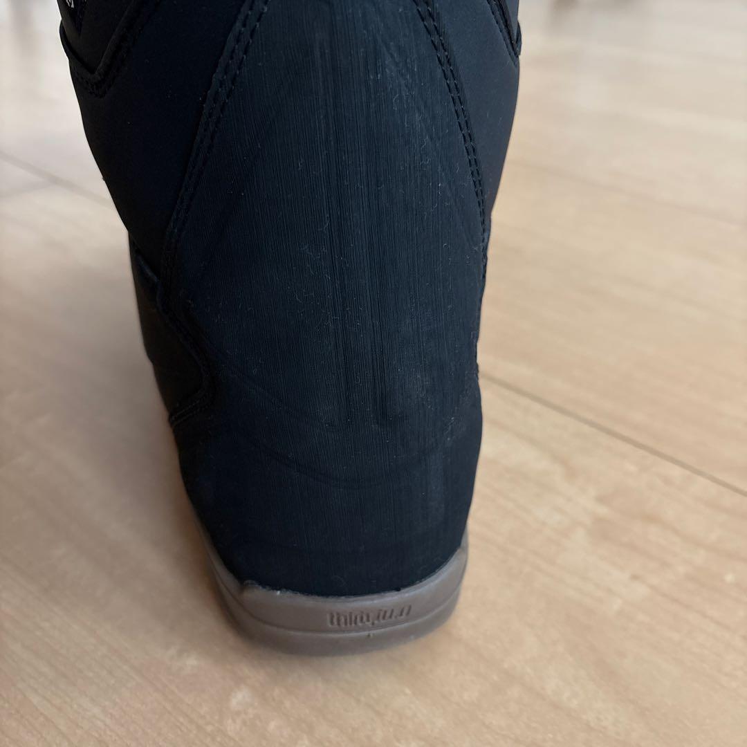 【しよん】THIRTYTWO LASHED X VOLCOM 25.5cm