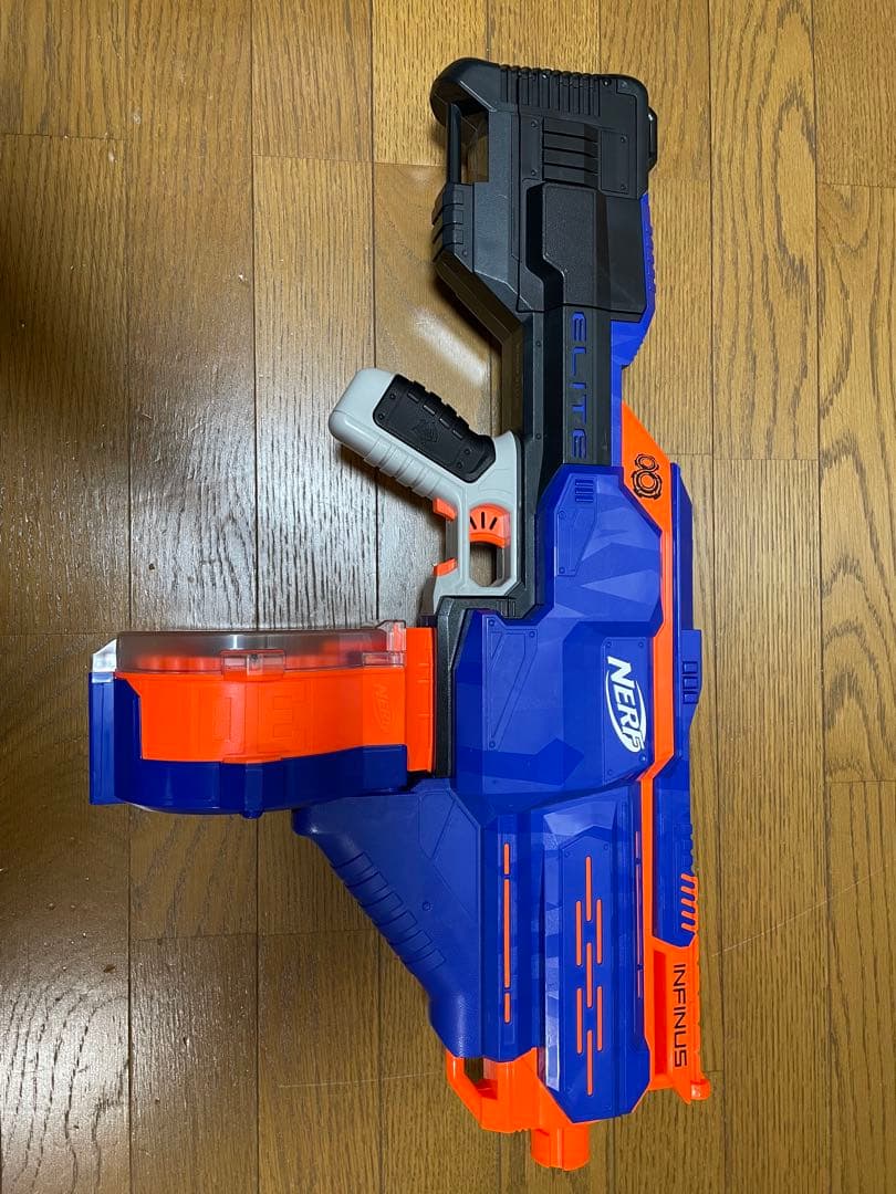 Nerf Elite Infinus 電動トイガンナーフセット　値下げしました！