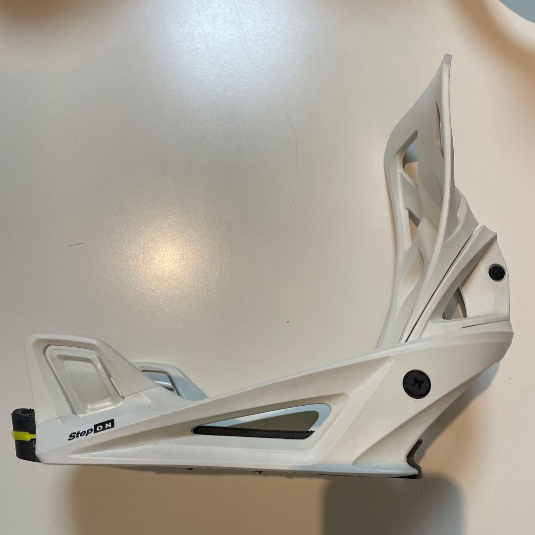 バートン　ステップオン　burton STEPON ホワイト　ビンディング