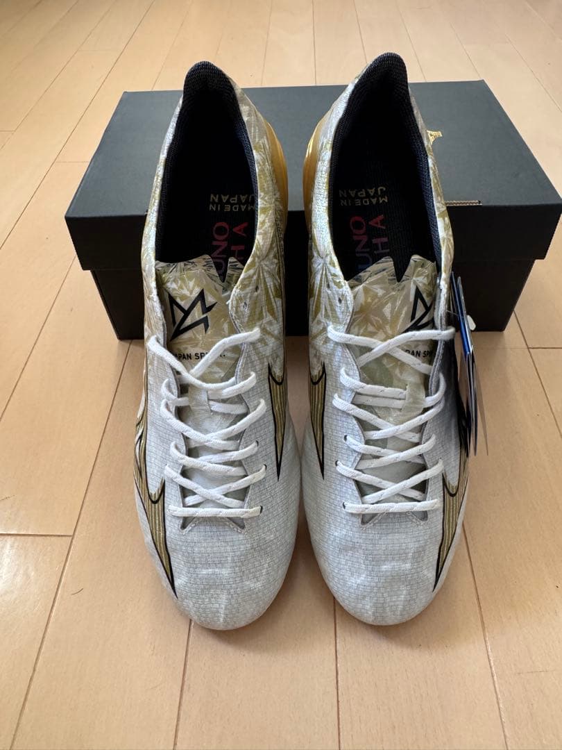 ミズノアルファ JAPAN プリズムゴールド