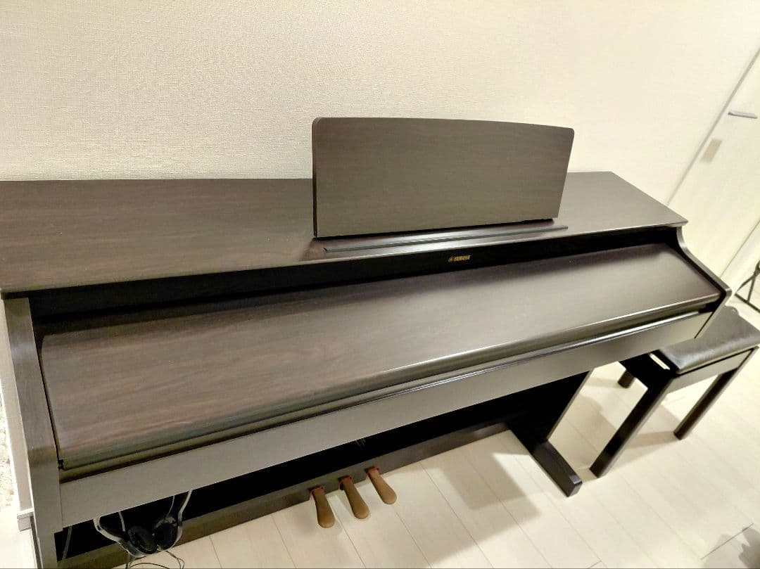 【使用6ヶ月美品】 YAMAHA ヤマハ◆電子ピアノ YDP-163R 椅子付