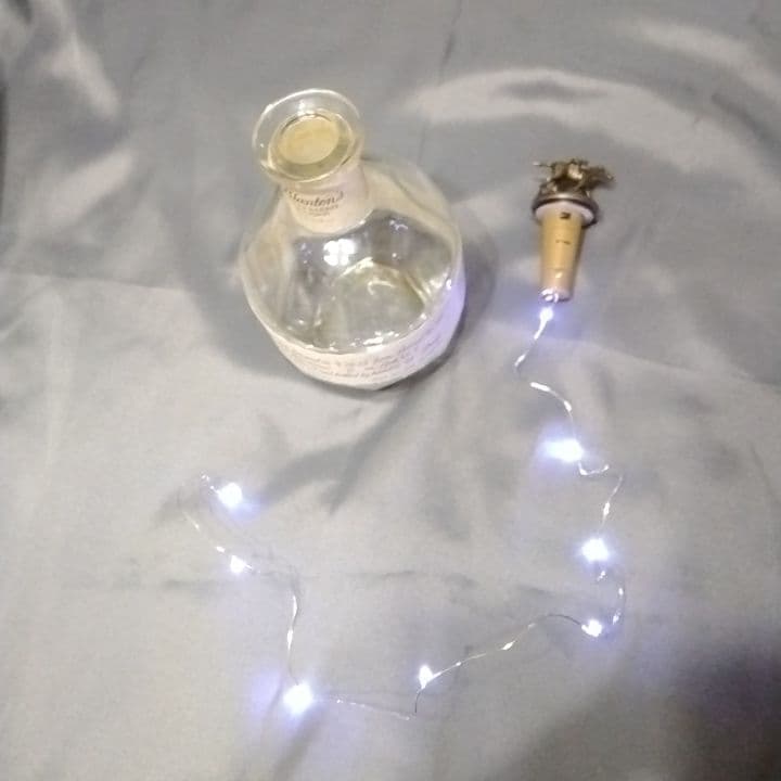 Blanton's 全8種キャップ付き・LEDライト空き瓶・台座