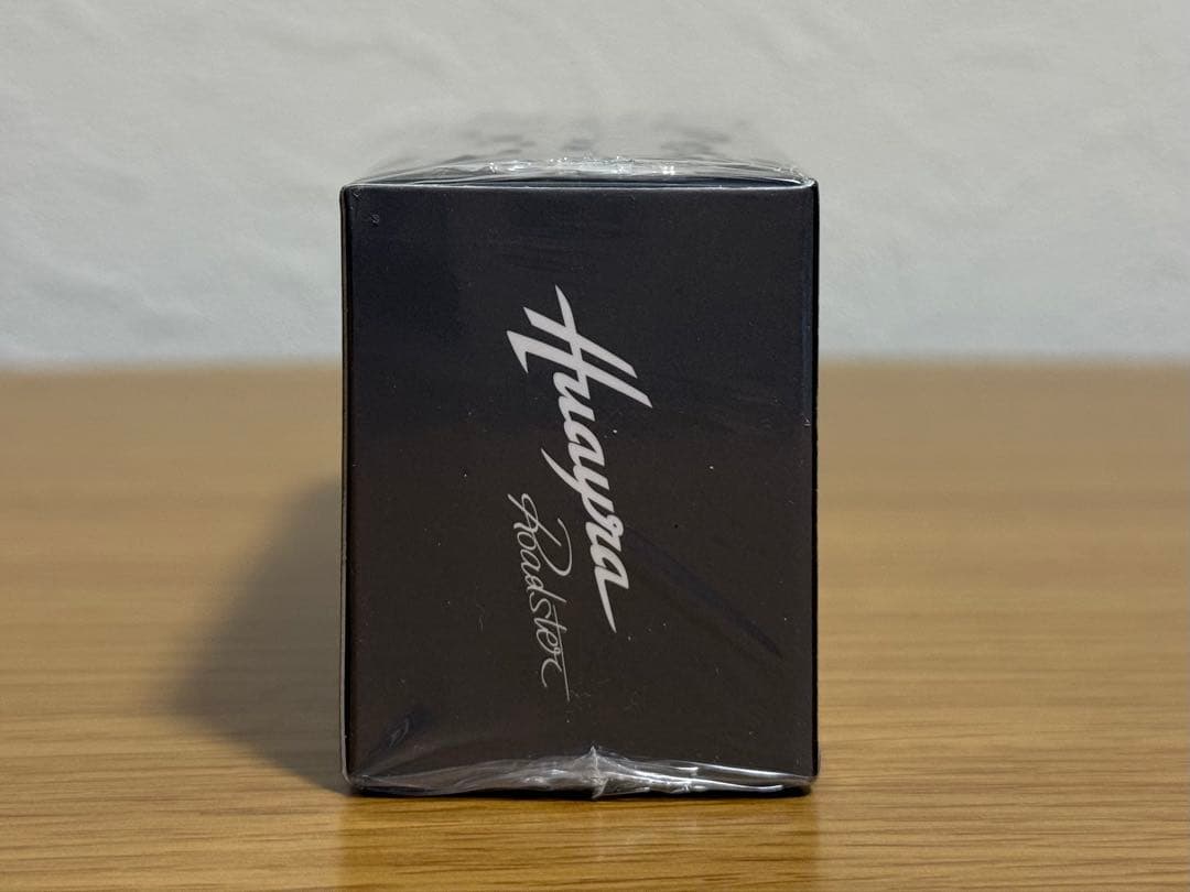 新品未開封 パガーニ ゾンダ ウアイラ 1/64 MINI GT ミニカー